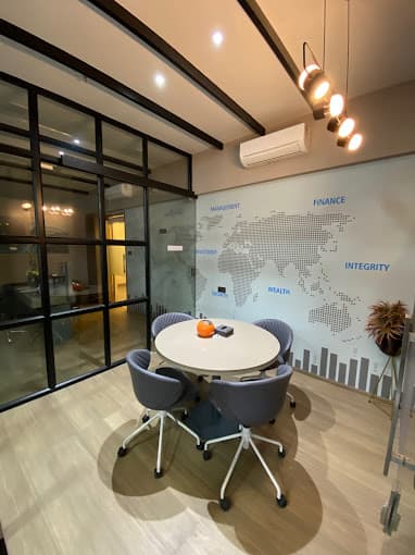 Executive Spaces, Rustomjee Central Park, Andheri-East