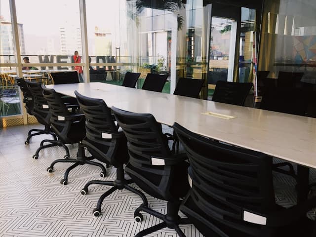 Wegrow, Satra Plaza, Vashi