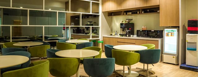 Redbrick, One World Centre, Lower-Parel