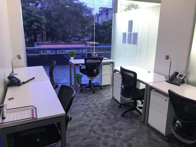 Regus, Sky Vista, Viman-Nagar