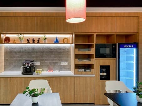 Regus, Rupa Renaissance, Turbhe