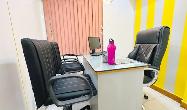 Qubix CoWorking Space, Sarita Tarang Complex, Shivaji-Nagar