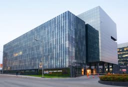 uploads/20240406/wtc_building.jpg