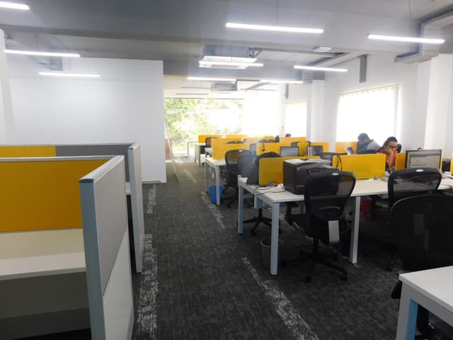 Deskhub, 1st Main Road, Mahalakshmi-Layout