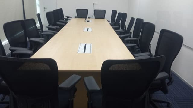 Incuspaze, BBD Viraj Tower, Gomti-Nagar