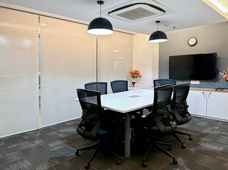 Regus, Cyber Heights, Gomti-Nagar