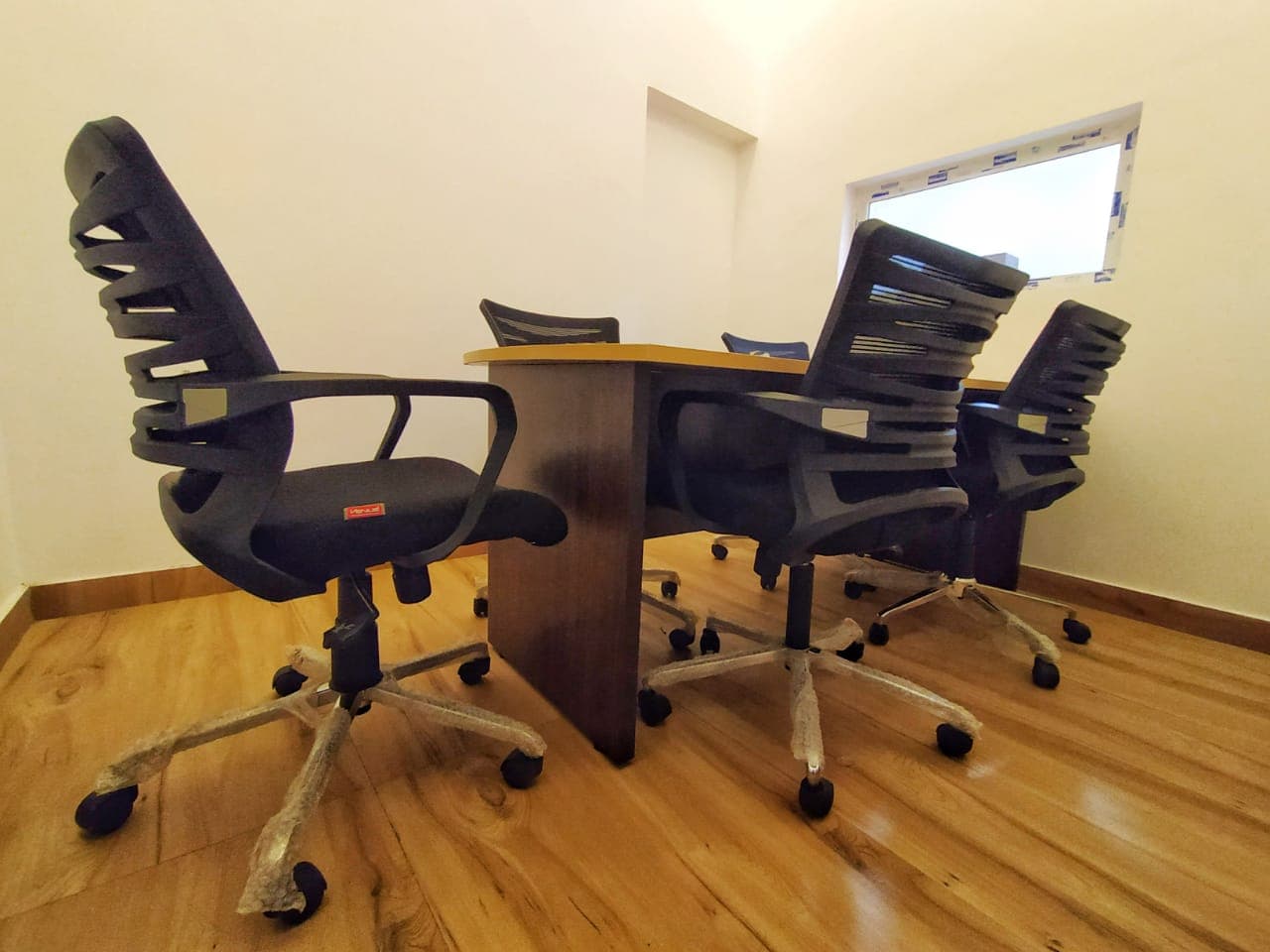 https://api.cohubindia.com/assets/uploads/20240823/GST Virtual office in Gomti Nagar.jpeg