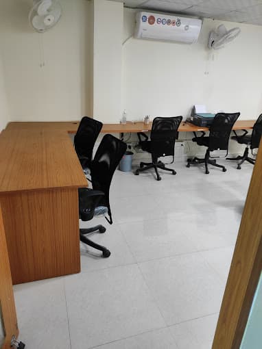 Coworking Studio, Aarti heights, Gomti-Nagar
