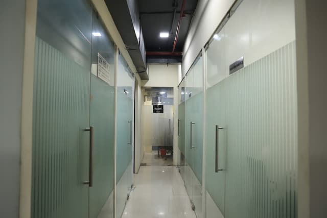 Summit Space, Summit Building, Gomti-Nagar