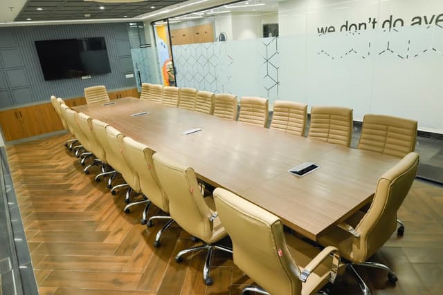 Vision Spaces, BBD Viraj Tower, Gomti-Nagar