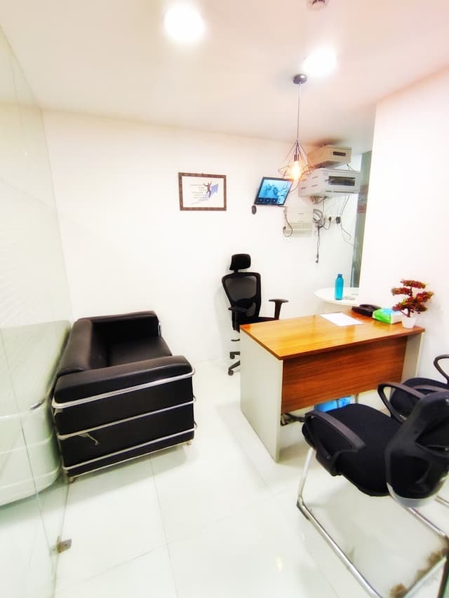 Knovatik, Cyber Heights, Gomti-Nagar