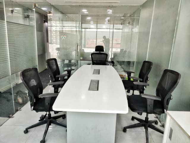 Knovatik, Cyber Heights, Gomti-Nagar