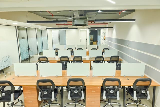 Vision Spaces, BBD Viraj Tower, Gomti-Nagar