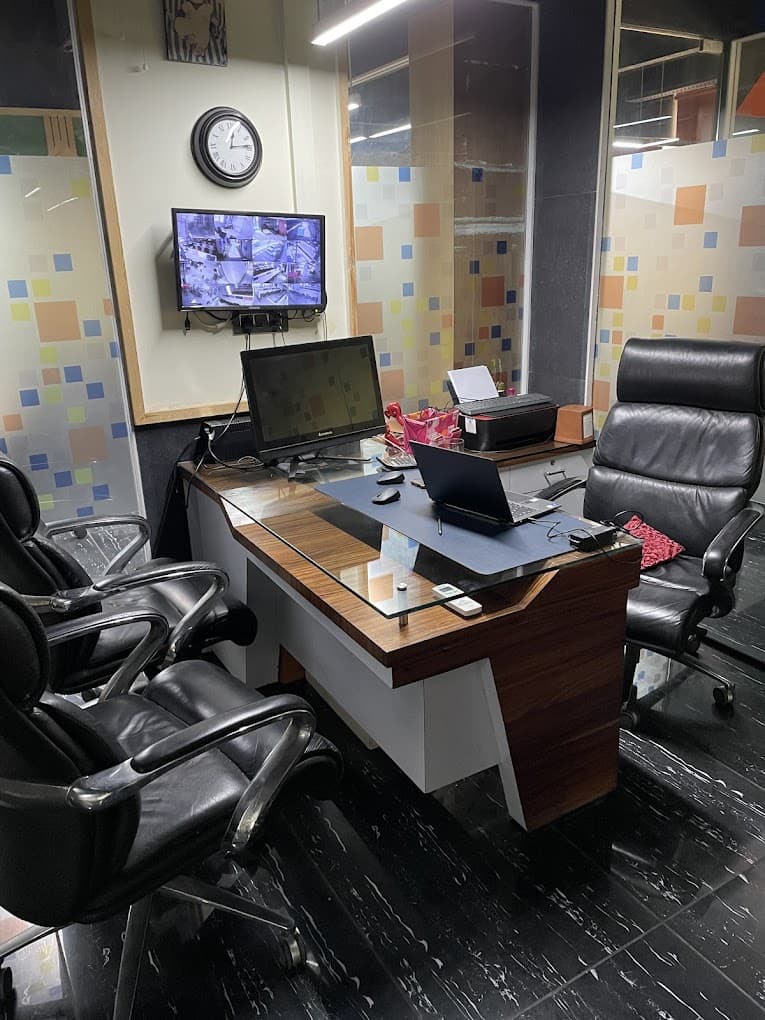 uploads/20240827/Noida office on rent.jpeg