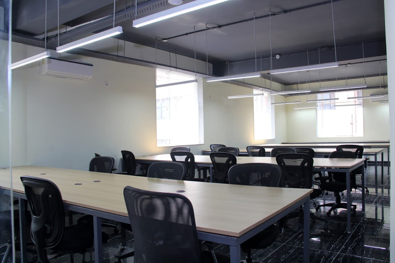 https://api.cohubindia.com/assets/uploads/20240827/Virtual_office_in_Noida.JPG