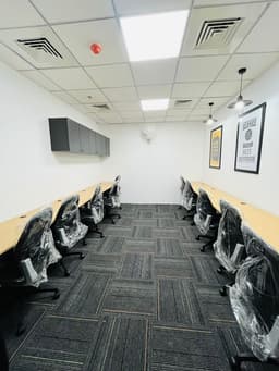 uploads/20241007/Noida_meeting_room.jpg